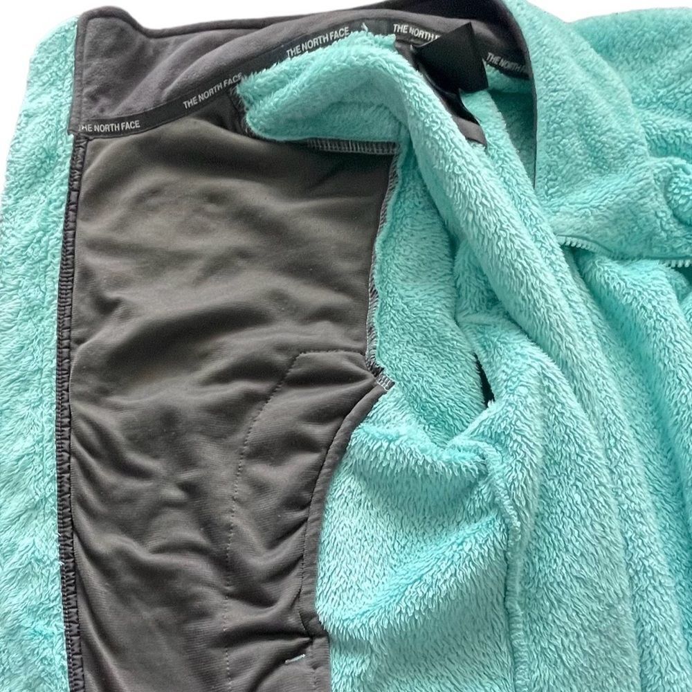 The North Face Women's Novelty Osito Jacket - Picture 11 of 12